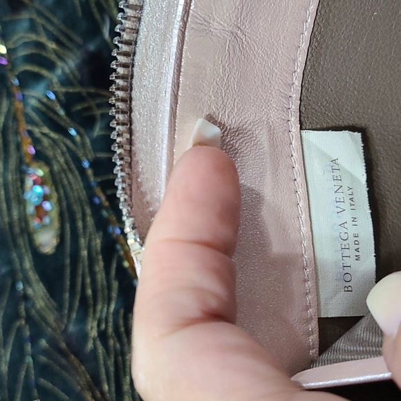 Bottega Wallet - Picture 9 of 10